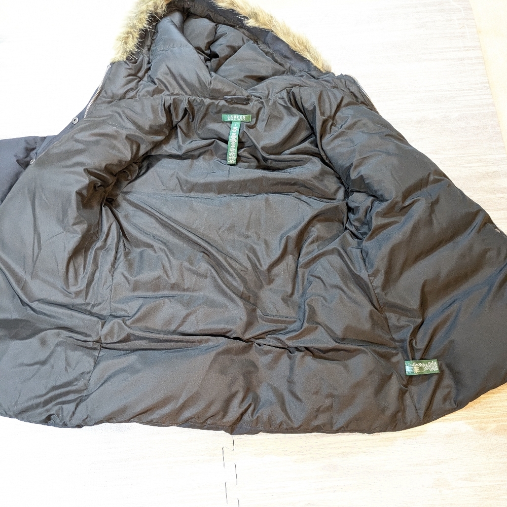 Lauren Ralph Lauren Women's Down Black Puffer Jacket Coat Faux Coyote Fur Trim L - Picture 5 of 13